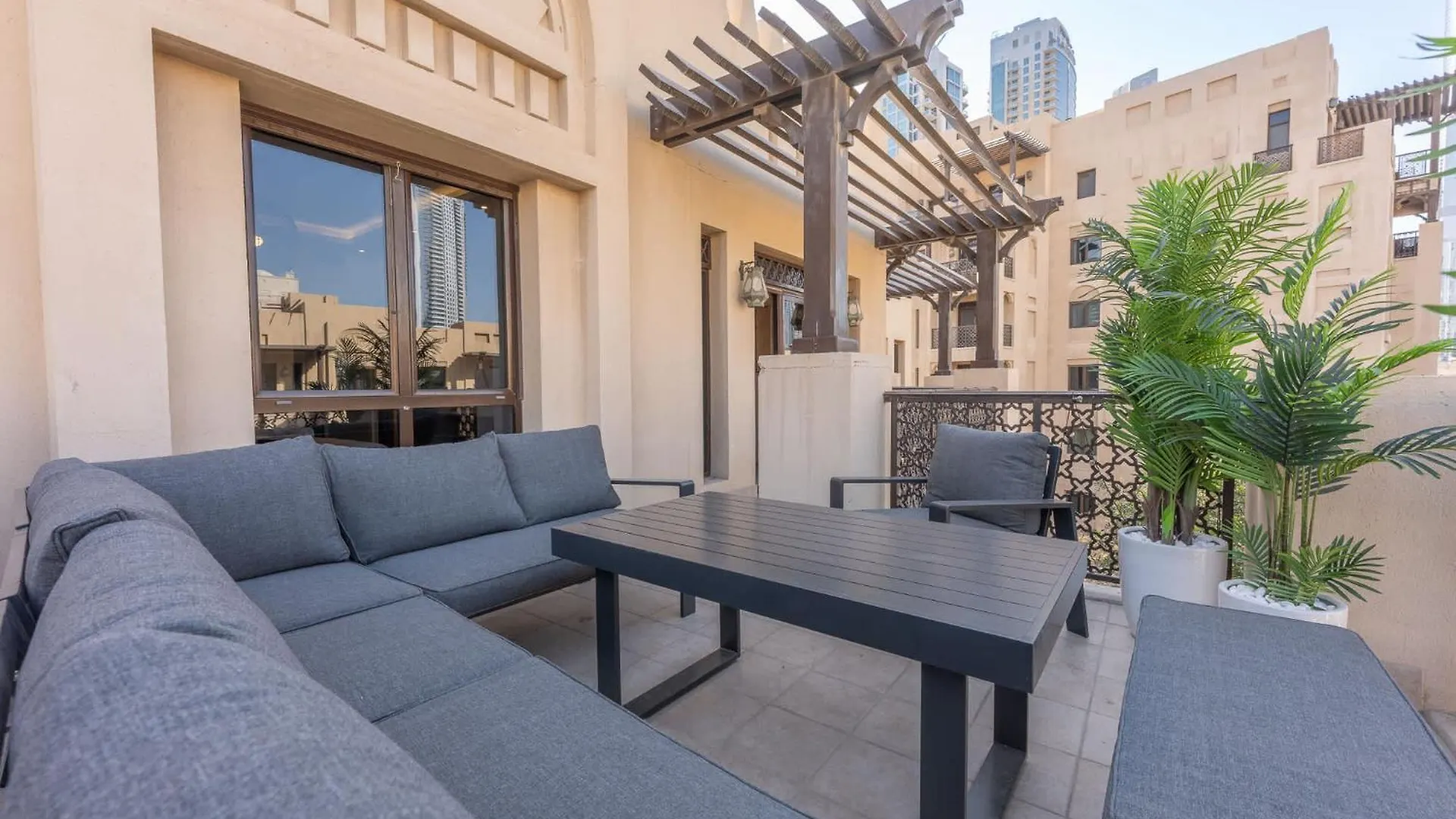Luxury 2Br Apartment With Full Burj Khalifa View 2-Min Walk To Dubai Mall 0*,  Egyesült Arab Emírségek