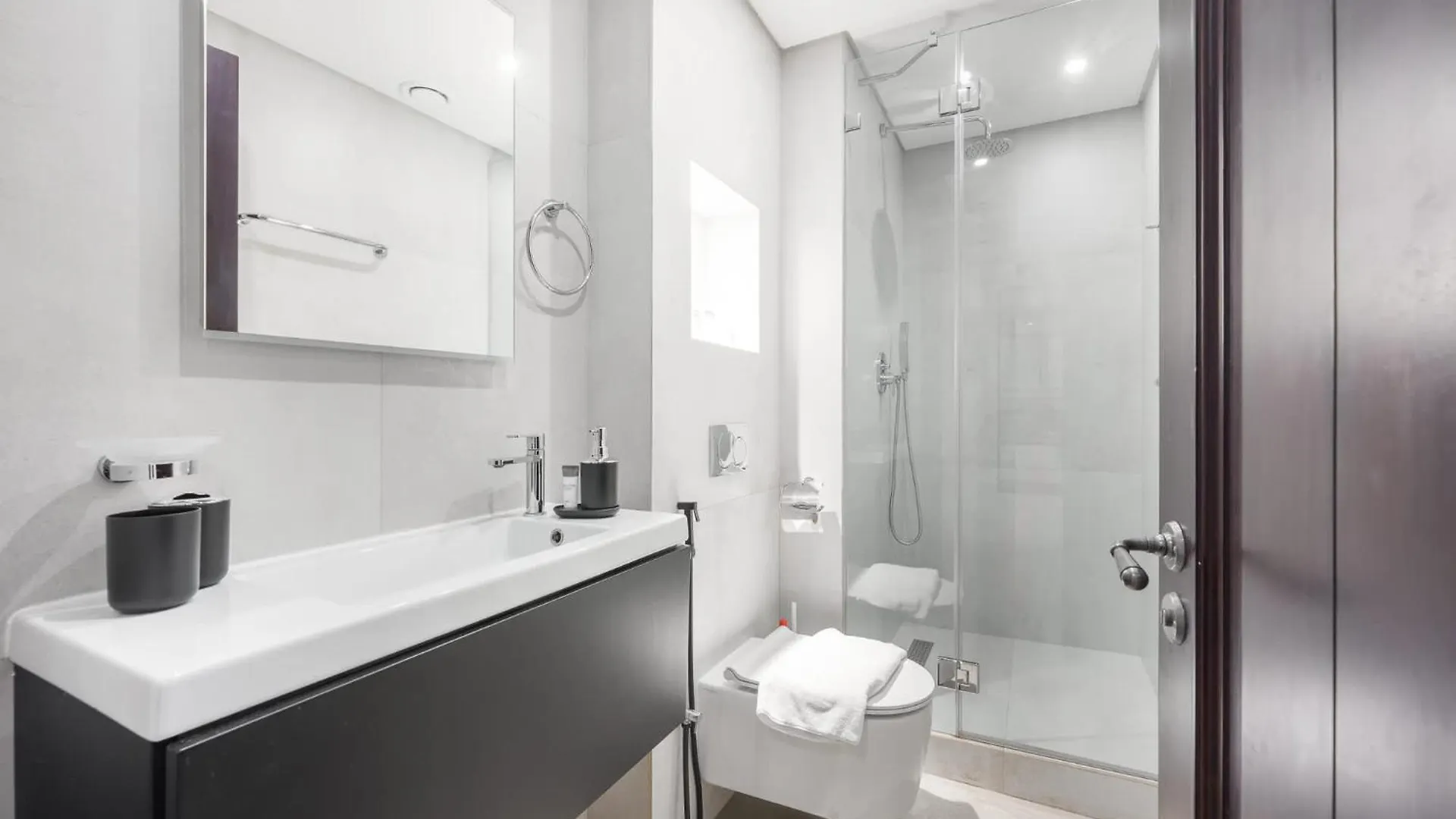 Luxury 2Br Apartment With Full Burj Khalifa View 2-Min Walk To Dubai Mall United Arab Emirates